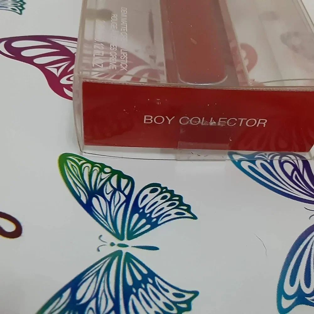 NEW Huda Beauty Demi Matte Liquid Lipstick Boy Collector